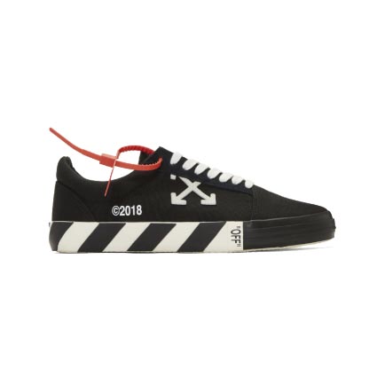 Off-White Vulcanized Negros